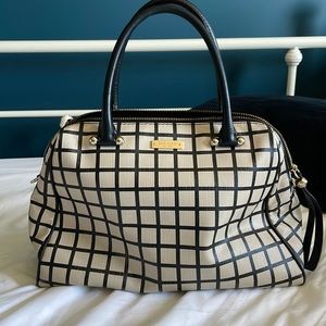 Kate Spade black and white hand bag